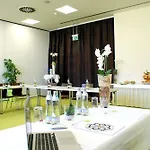 Zeit Hotel 4*