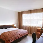 Hotel Zeit