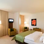 Zeit Hotel 4*