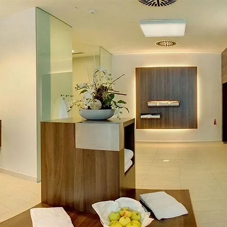 Zeit Hotel